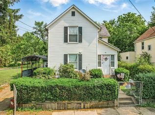 61 Shaefer St, Akron, OH 44311