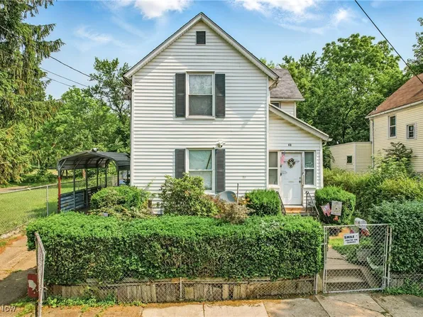 61 Shaefer St, Akron, OH 44311
