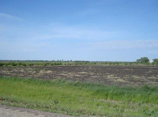 7083 37th St N, Moorhead, MN