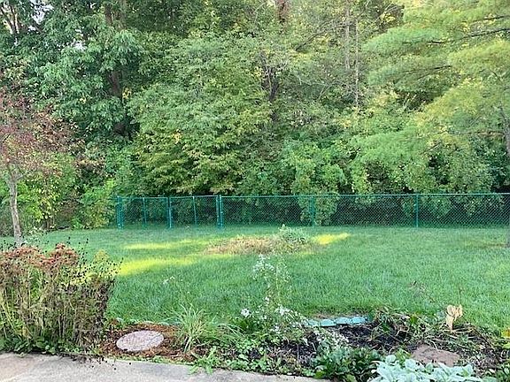 2nd image of 1545 Wilford Ln