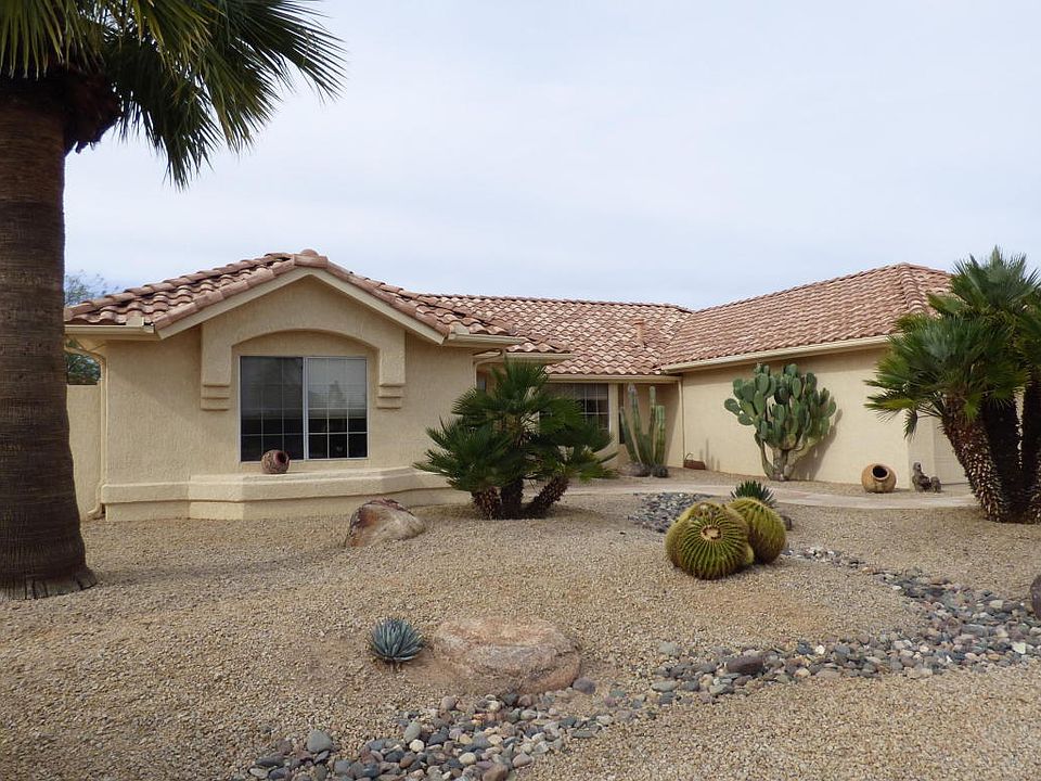 1st image of 13520 W Pavillion Dr