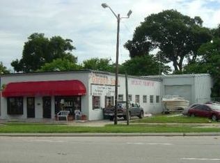 1715 Ridgewood Ave, Holly Hill, FL 32117