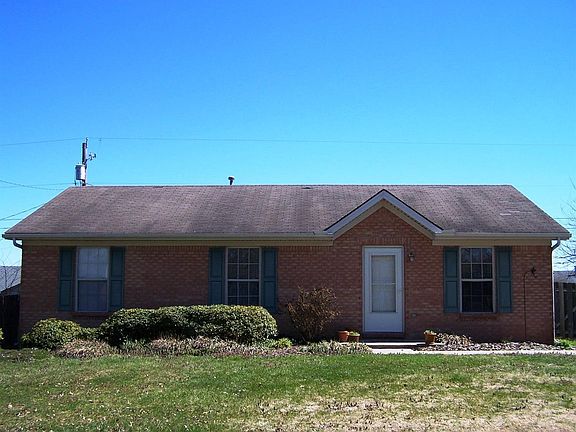 3rd image of 204 Wildwood Ln