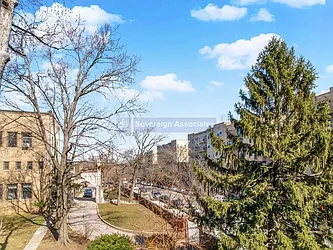 Sold by Sovereign Associates