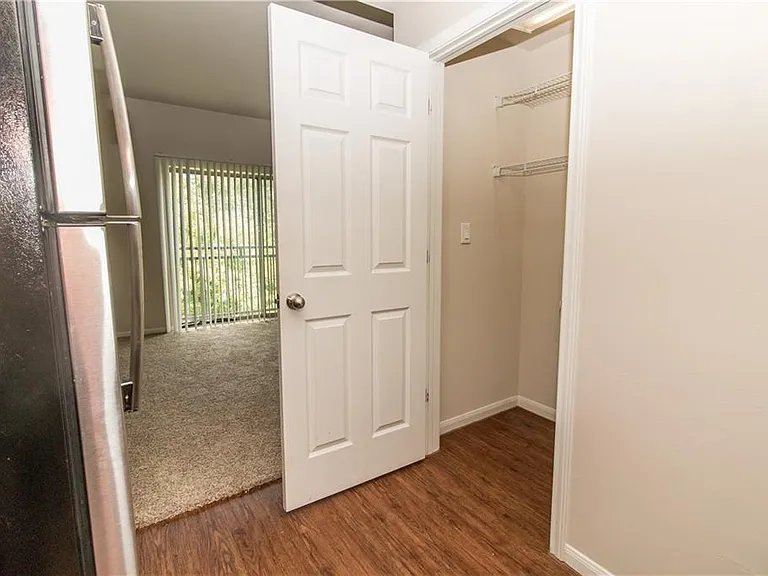 1401 E 4th St #203 — Photo 7