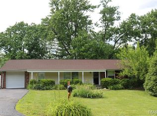 1033 Mackinac Dr, Saint Louis, MO