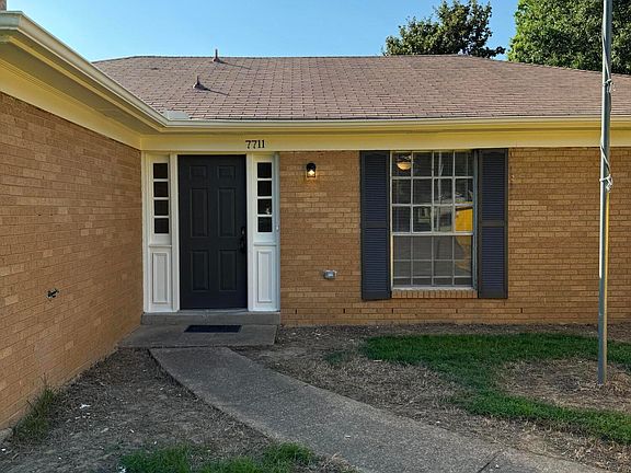 2nd image of 7711 Coral Hills Cv