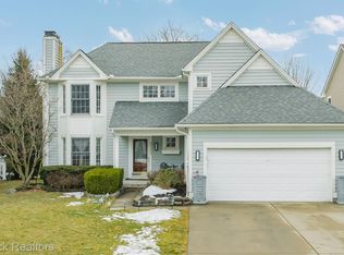 3735 Eaton Gate Ln, Auburn Hills, MI 48326