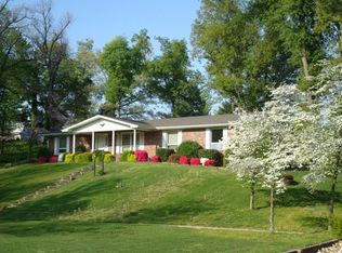 16985 Circle Hills Dr, Dexter, MO 63841