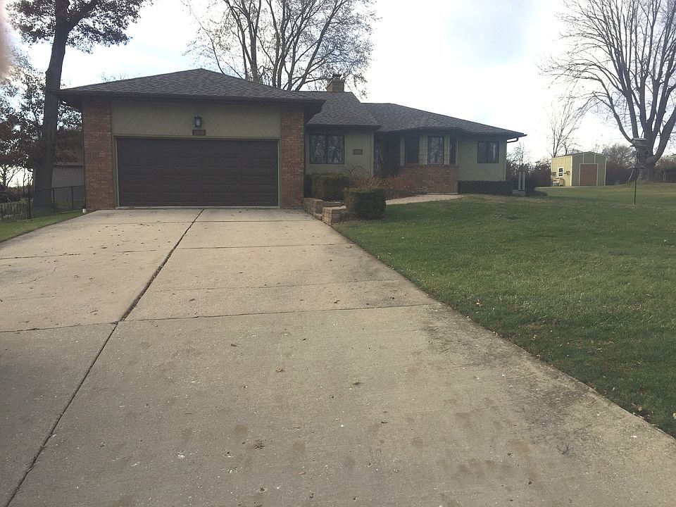 1st image of 2800 E Bonnie Brook Ln
