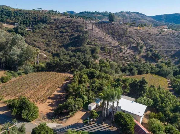 11155 San Antonio Way, Valley Center, CA 92082