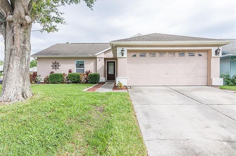 1st image of 1011 Bluejack Oak Dr