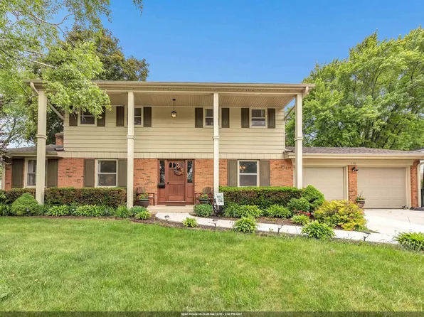 116 S Clay St, De Pere, WI 54115