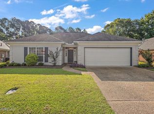 210 Garden Dr, Brandon, MS 39042