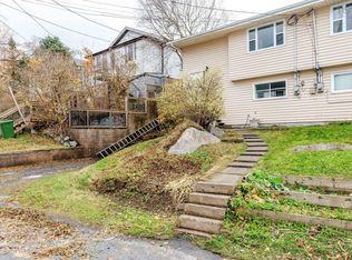 34 Idlewylde Rd, Halifax, NS B3N1B9