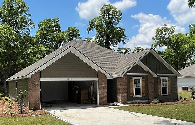 1st image of 3530 Shoshoni Dr