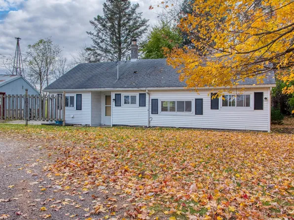 5230 E Newburg Rd, Durand, MI 48429