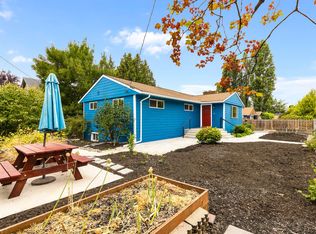 7035 16th Ave SW, Seattle, WA 98106