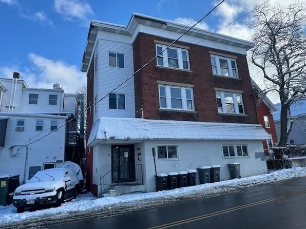 8-12 Nichols St, Gardner, MA 01440