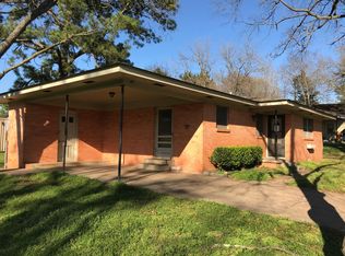 2106 Old Henderson Hwy, Tyler, TX 75702