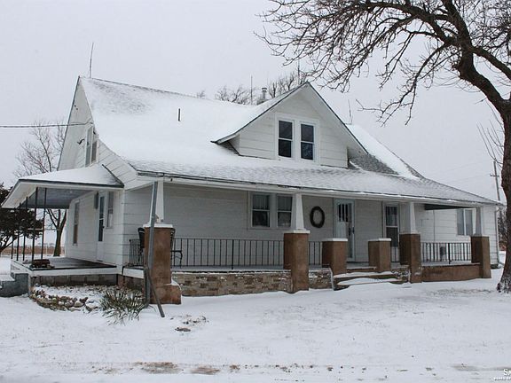 2nd image of 2935 G Ave
