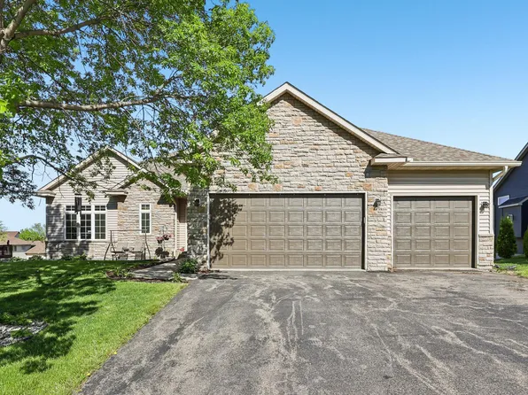 1514 Overlook Dr SE, Lonsdale, MN 55046