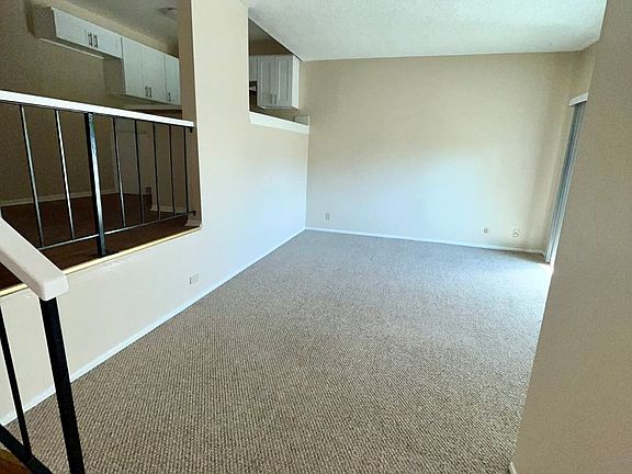 5th image of 788 N Garfield Ave APT 3