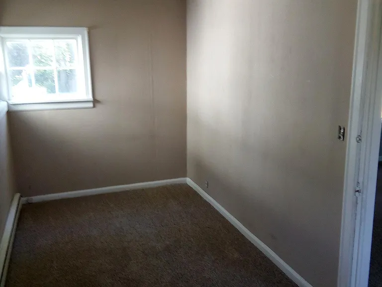 319 Goodell Ave — Photo 16
