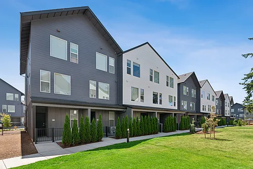 Fir Grove Townhomes Photo 1