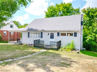 301 Terrace Dr, Wintersville, OH 43953