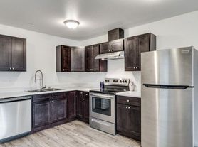 Third and Pines Apartment