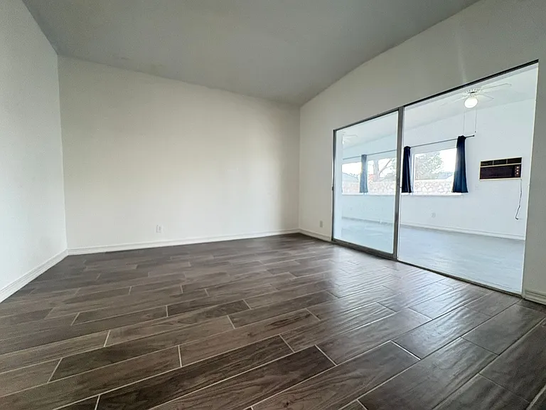 10316 Ashwood Dr — Photo 20
