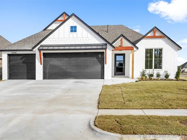 22999 E 107th St, Broken Arrow, OK 74014