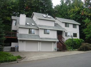 16535 SW Greenland Dr, Tigard, OR 97224