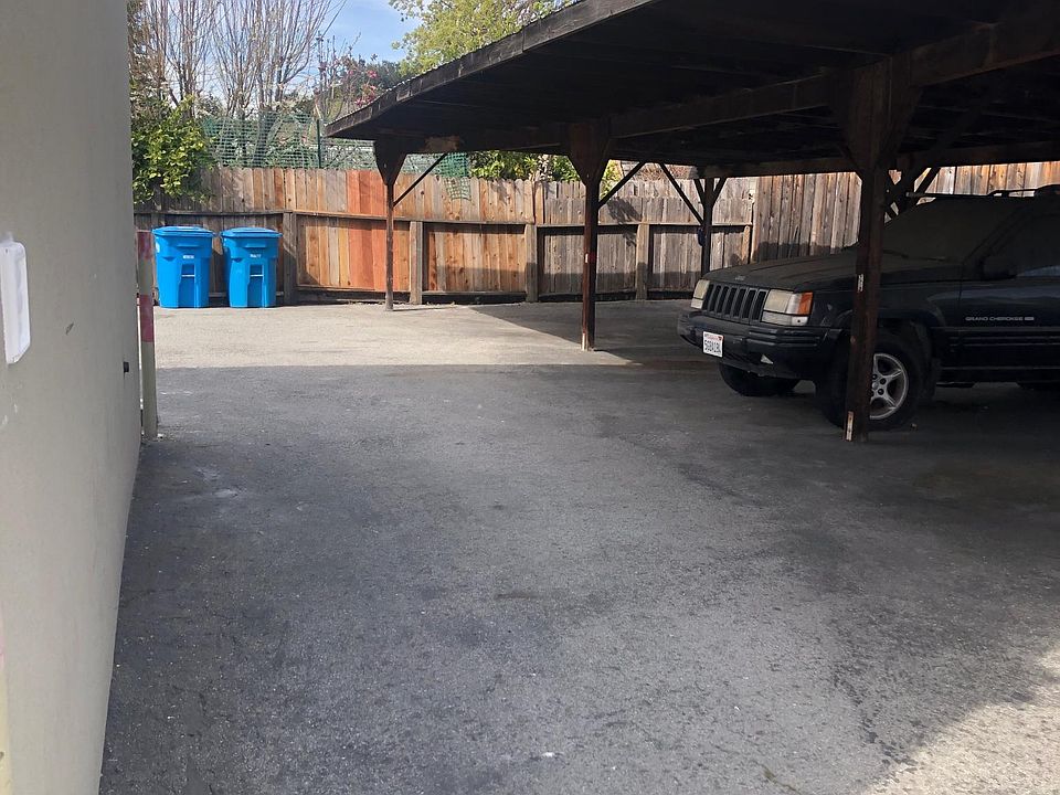 1st image of 1030 Oak Ave #1030