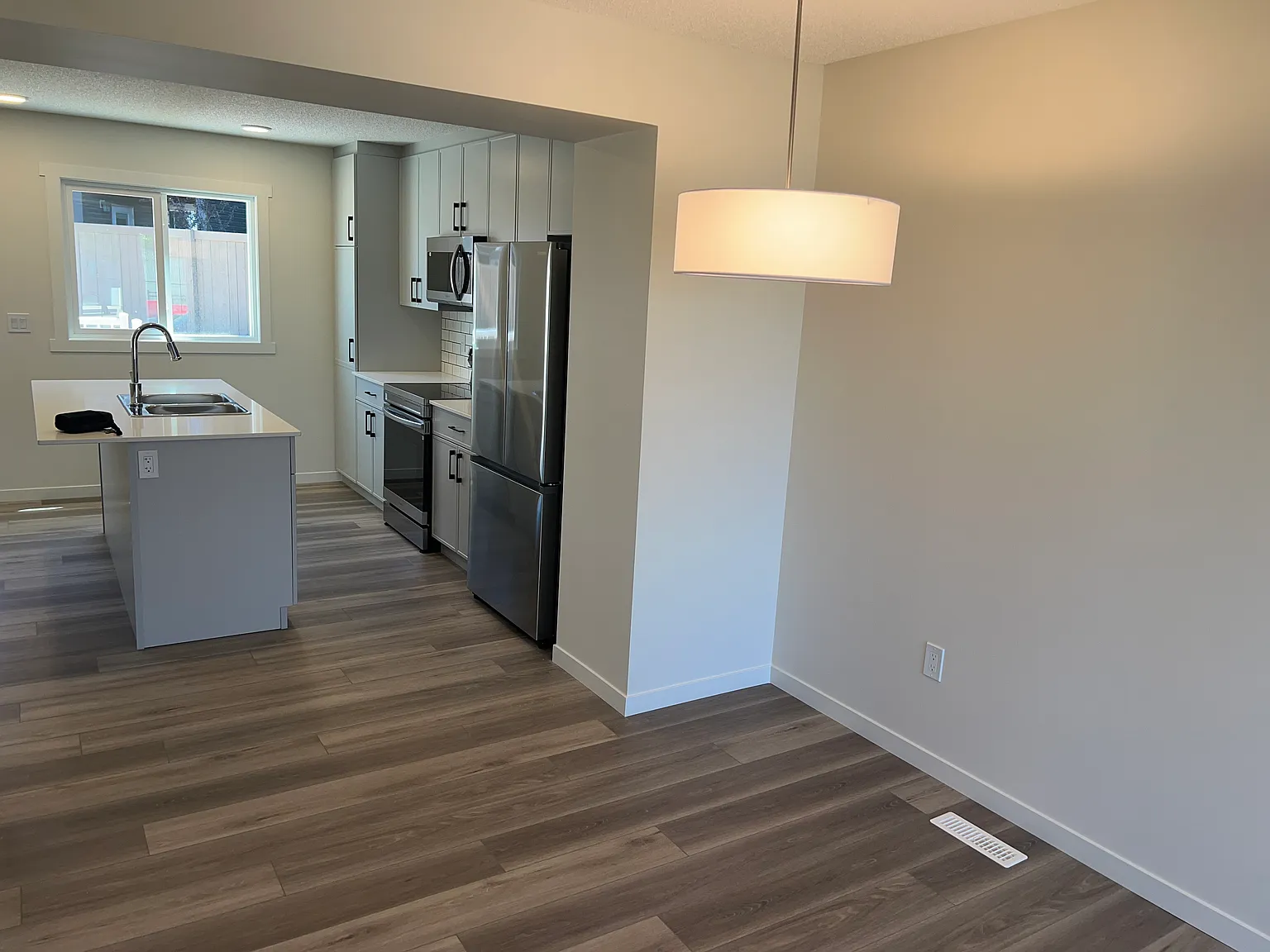 (PN 1165) Brand-New 3-Bedroom Townhouse Across from David Thomas School — Photo 4