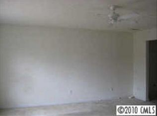 2712 Fairstone Ave, Charlotte, NC 28269