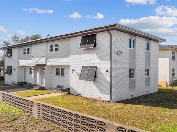 409 17th Ave. N, Myrtle Beach, SC 29577
