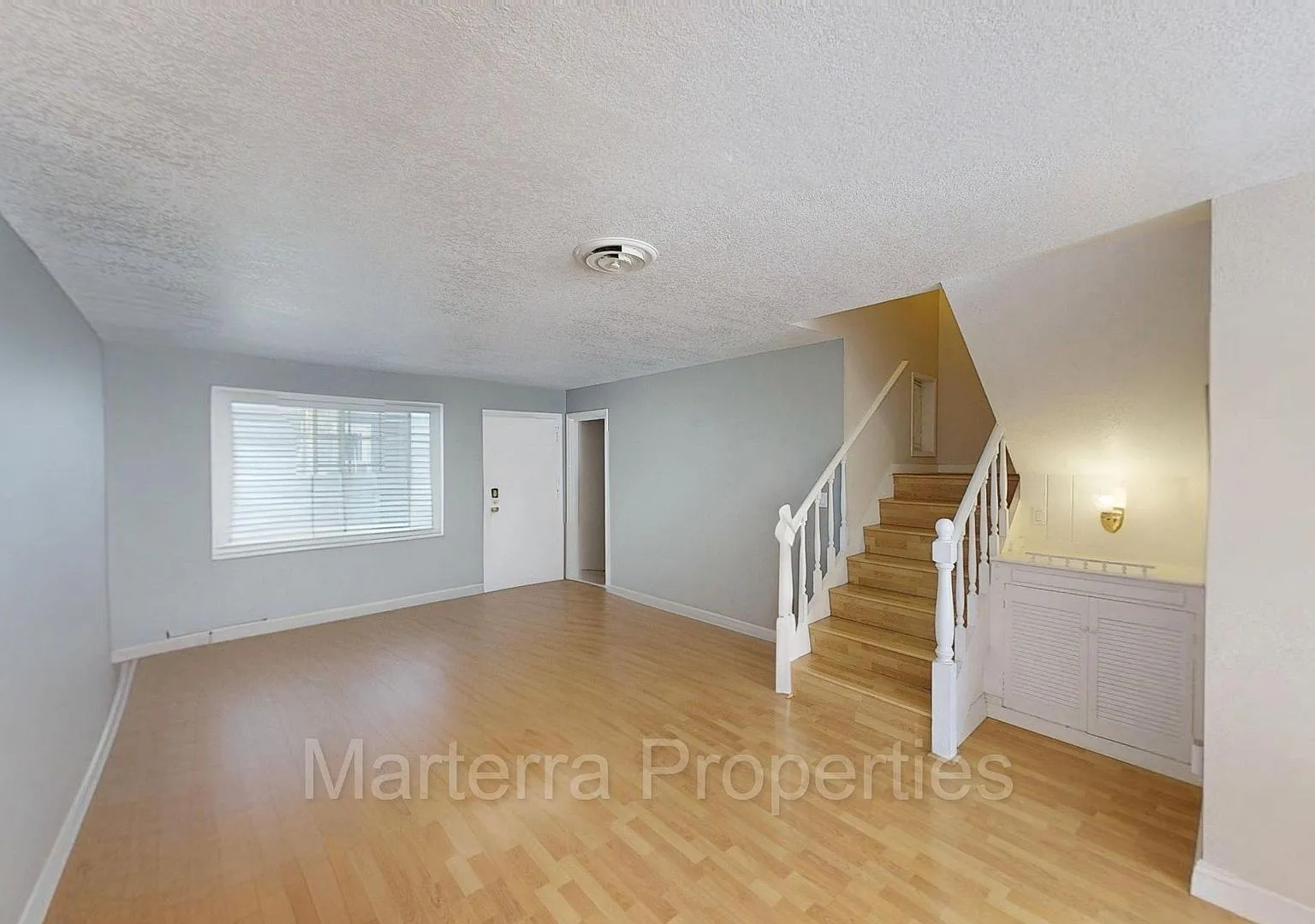 3 Bed/2 Bath Home in Monticello Community — Photo 4