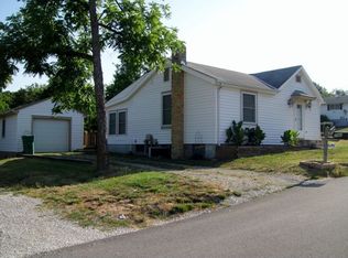 3944 Vogt Rd, House Springs, MO 63051