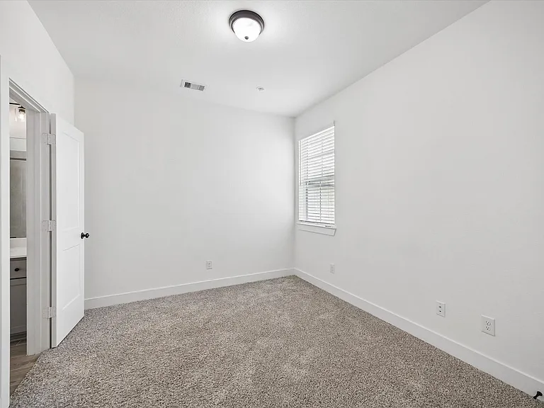 12946 Rio Mariano Ln — Photo 15