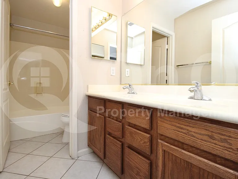 2370 S Granite St — Photo 22