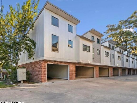 2nd image of 107 Ragin Lofts Aly