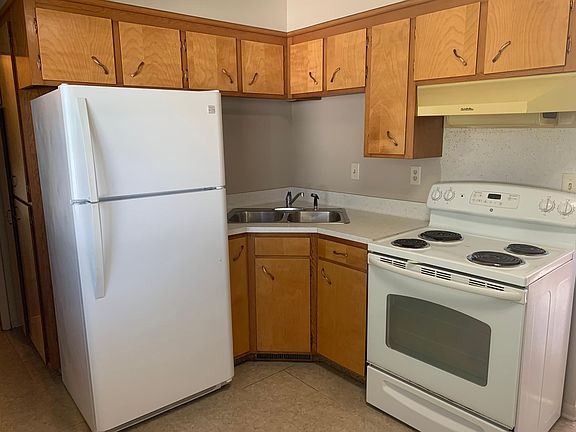 5th image of 138-142 S Clarmar Ave