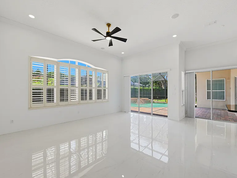 5224 Vistamere Ct — Photo 26