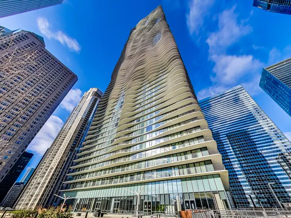 225 N Columbus Dr Unit 6509, Chicago, IL 60601