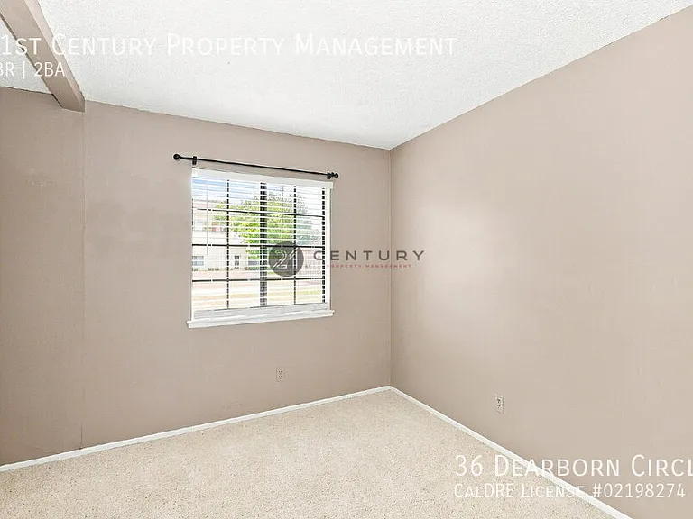36 Dearborn Cir — Photo 12