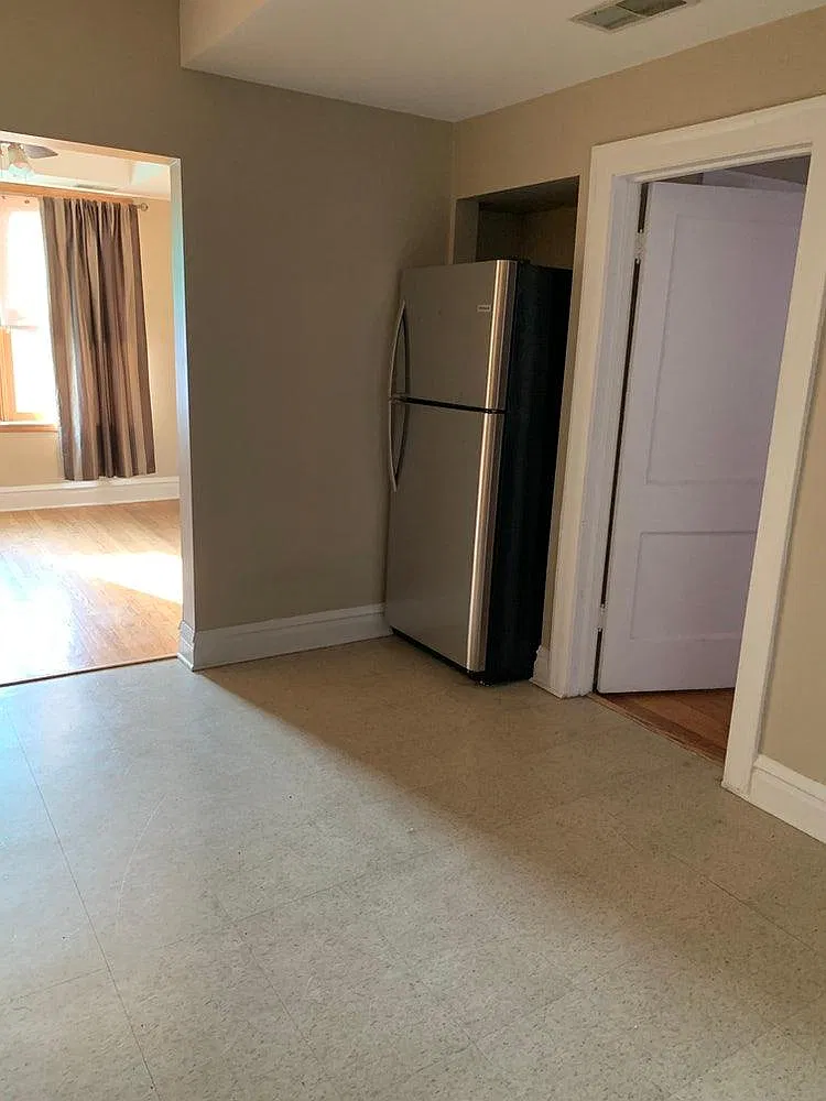2 bed, 500 sqft, $1,500 — Photo 1