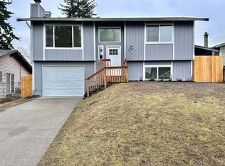 1906 E 58th St, Tacoma, WA 98404