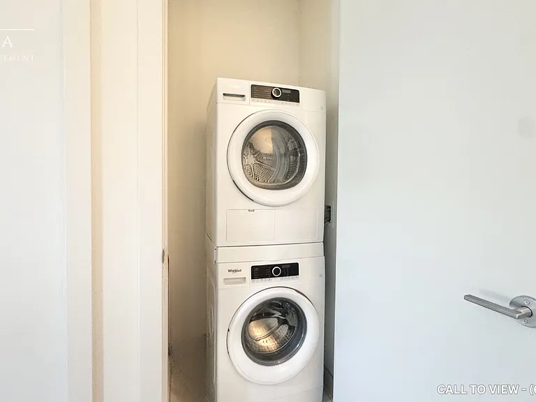 212 King William St S #1405 — Photo 7